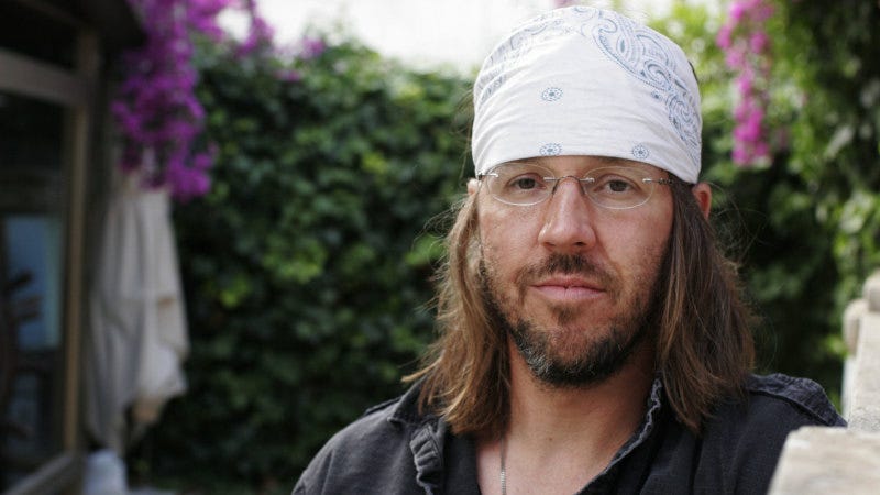 David Foster Wallace was a genius, now let me convince you to read him