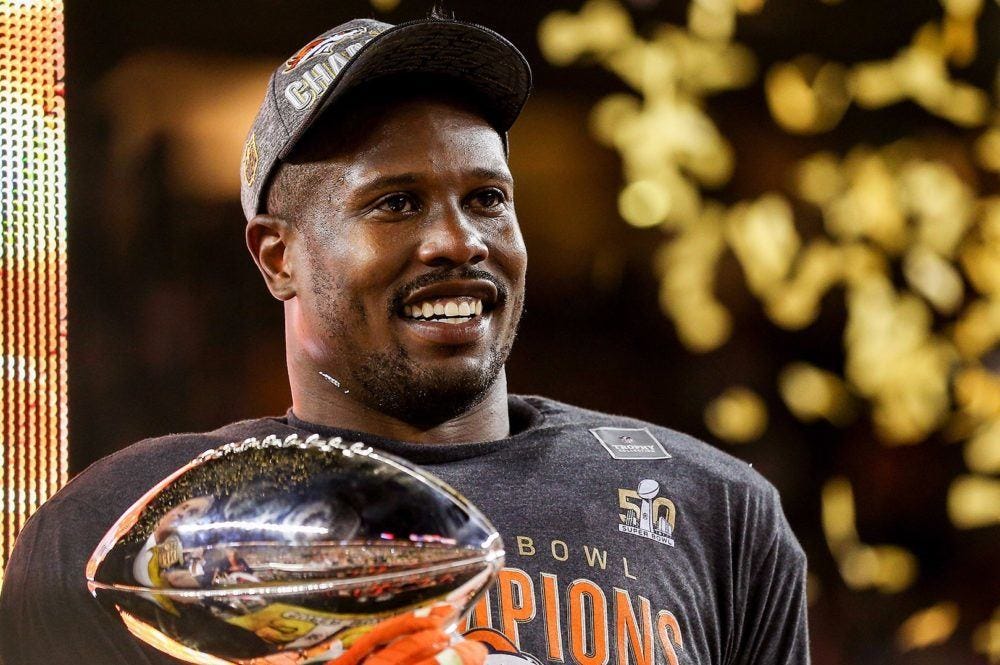 Will Von Miller stay hungry after his massive Broncos deal? 2016 images