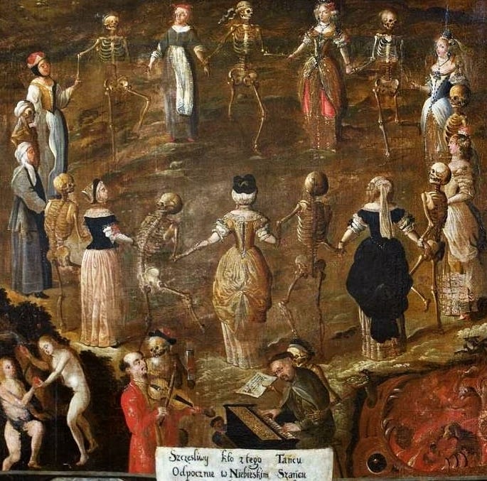 Fragment "Tańca śmierci" z kościotrupami i kobietami tańczącymi w kole. Niżej muzycy i fragment tekstu "Szczęśliwy kto z tego Tańcu / Odpocznie w Niebieskim Szańcu"