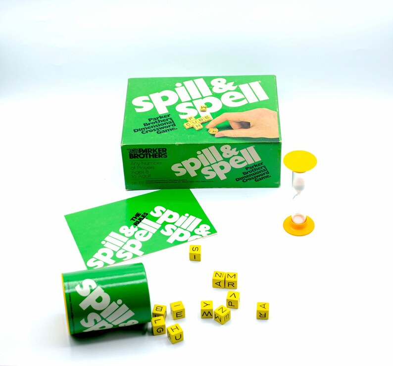 Vintage Spill & Spell Game, Parker Brothers, 1978, Dimensional Crossword Game image 1