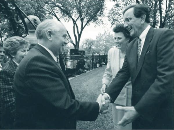 Mrs. Gorbachev visit 25 years ago a special moment for Mpls. family ...