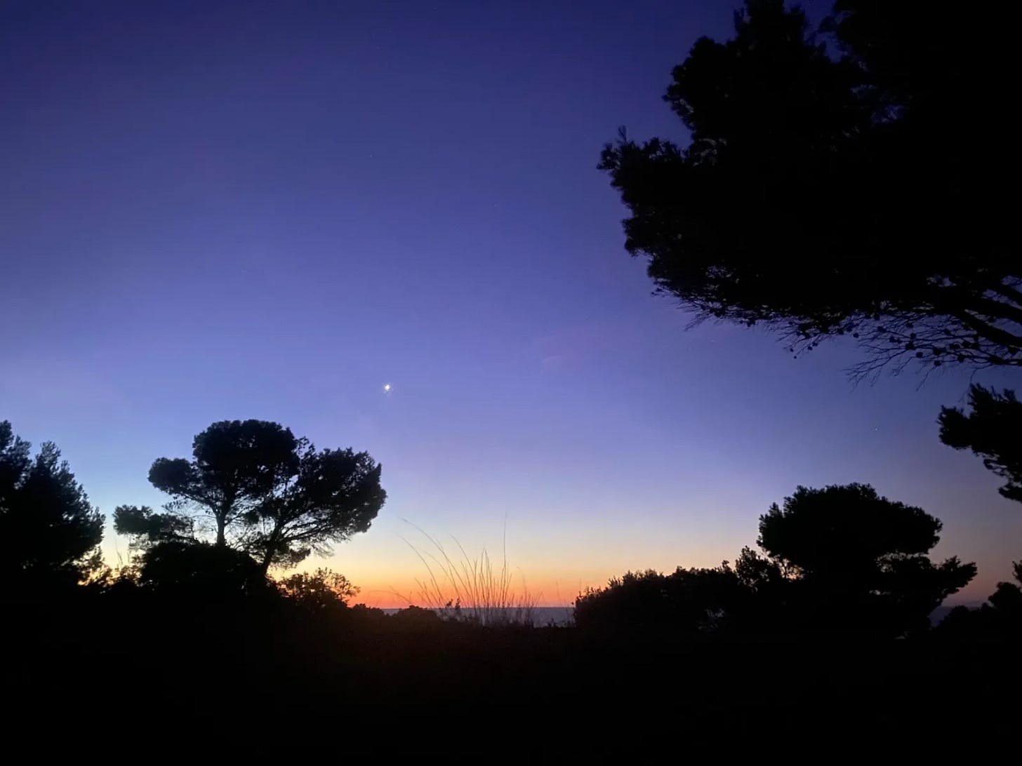 Le jour se lève Le jour se lève