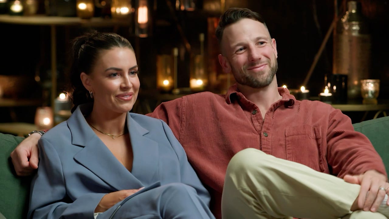 Rhi and Jeff are all smiles on the MAFS Commitment Ceremony couch. 