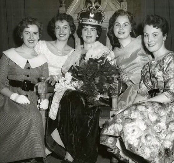 1959 Montreal St. Patrick’s Day Parade Queen and Her Court St patrick's Society of Montreal archives