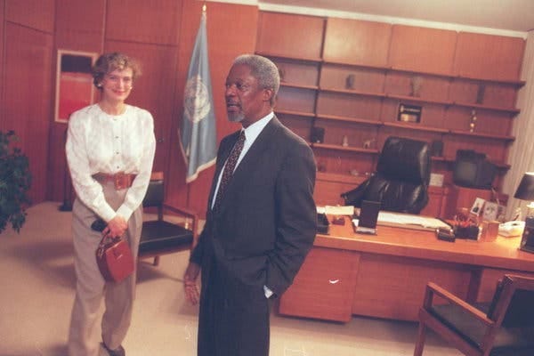 Kofi Annan, Who Redefined the U.N., Dies at 80 - The New York Times