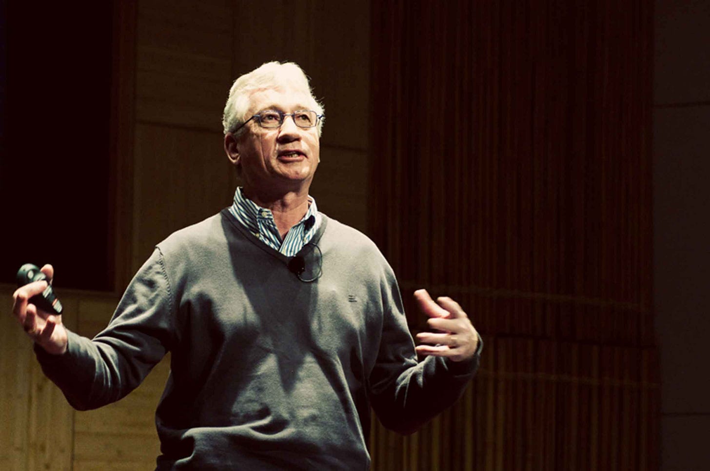 Frans de Waal giving a lecture