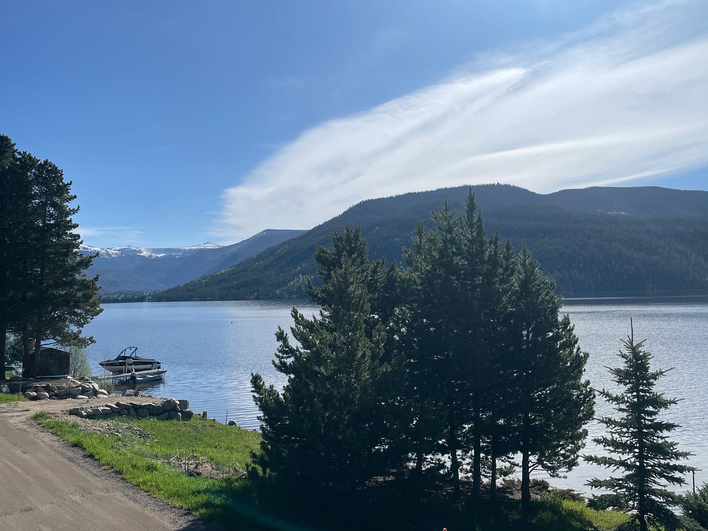 grand lake mountains