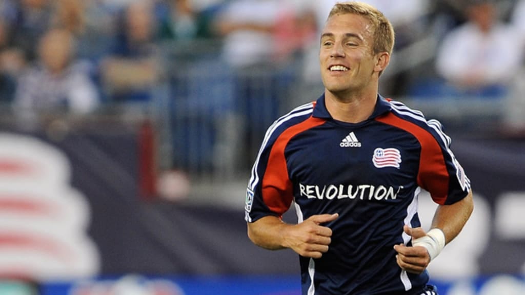 A legend on the field, Twellman turns teacher through his foundation  ThinkTaylor | New England Revolution