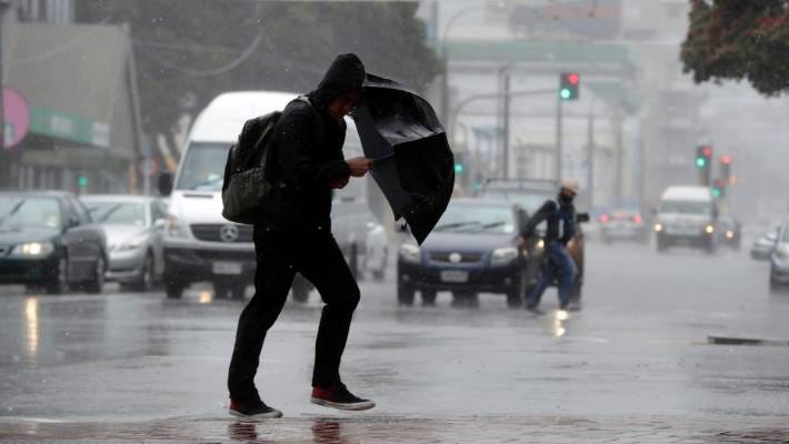 Heavy rain falls on Wellington, with strong winds to follow | Stuff.co.nz