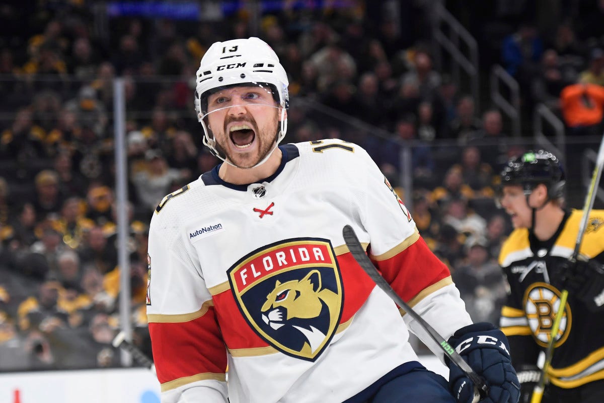 Panthers forward Sam Reinhart named NHL's Third Star of the Week - The  Hockey News Florida Panthers News, Analysis and More