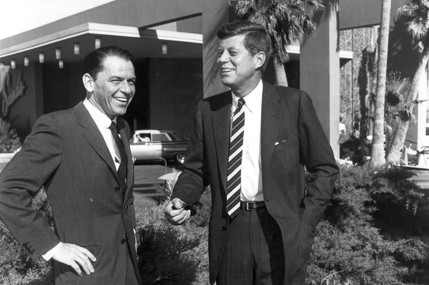 JFK and Frank Sinatra in Las Vegas, 1960 : r/imagesofthe1960s