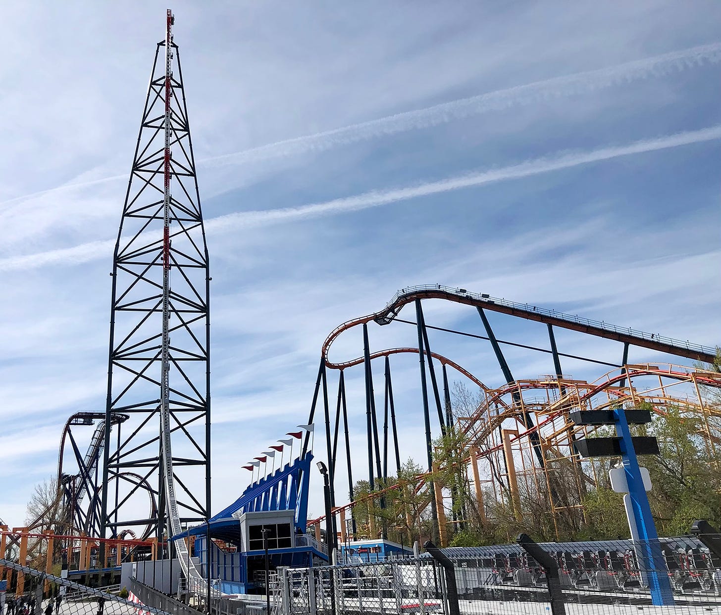 Top Thrill 2 reverse spike