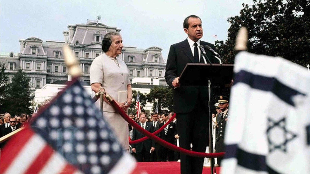 Israeli Prime Minister Golda Meir with US president Richard Nixon, Washington DC. Israeli Prime Minister Golda Meir with US president Richard Nixon, Washington DC.
