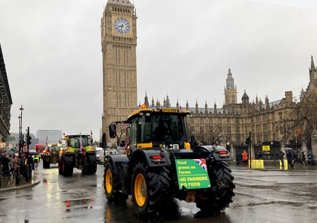 Farmers' protest LIVE: 20,000 rally against 'tractor tax' in Westminster as  Jeremy Clarkson urges Labour to 'back down' | The Standard