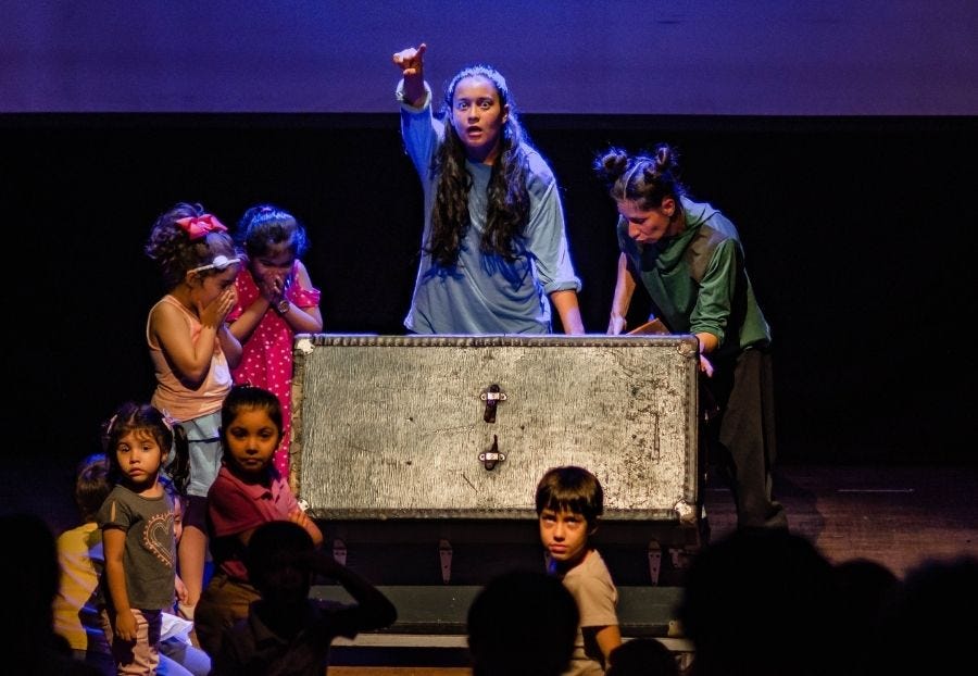 Con “El baúl” se inaugura la sala de teatro “Wal Mayans” – El Nacional