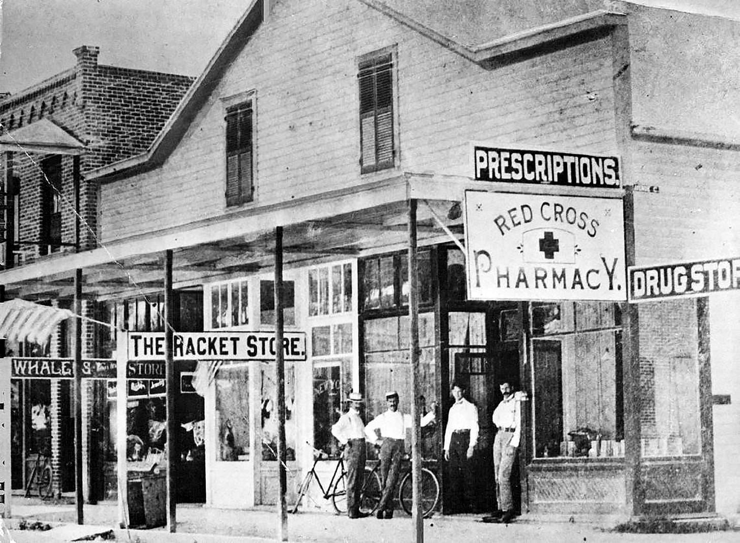 Cover: The Townley Building in 1900. Courtesy of Florida State Archives.