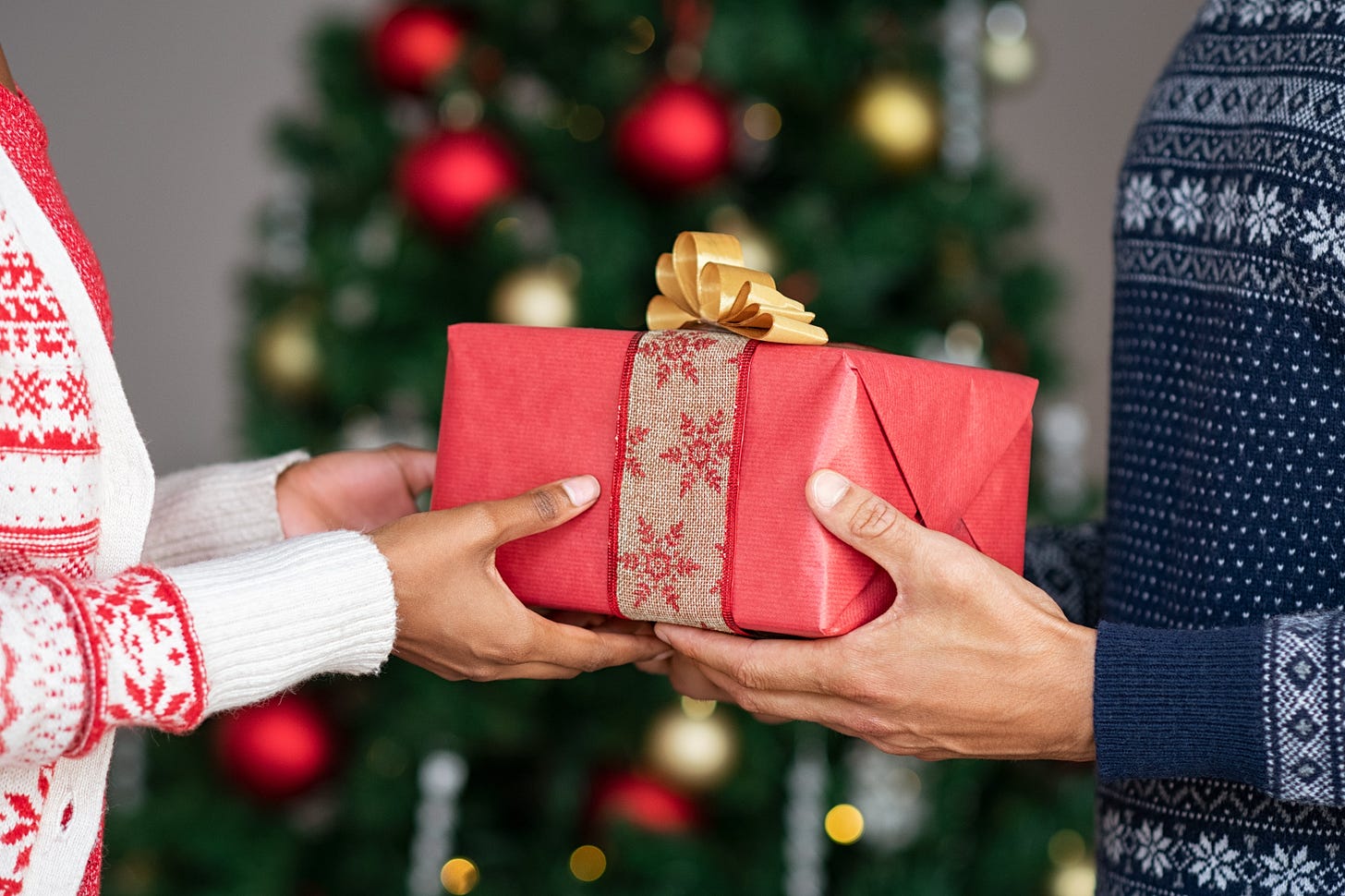 When to give gifts in a new relationship and what to get them, according to  experts | The Independent