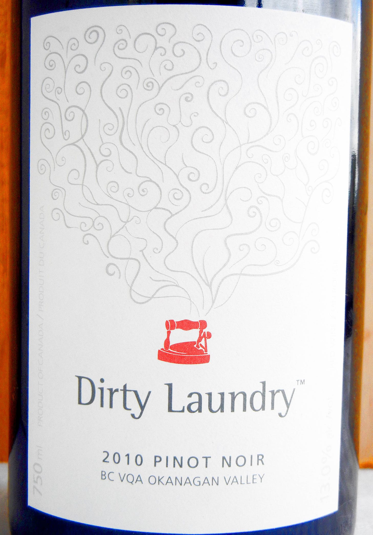 Dirty Laundry Pinot Noir 2010 Label - BC Pinot Noir Tasting Review 14