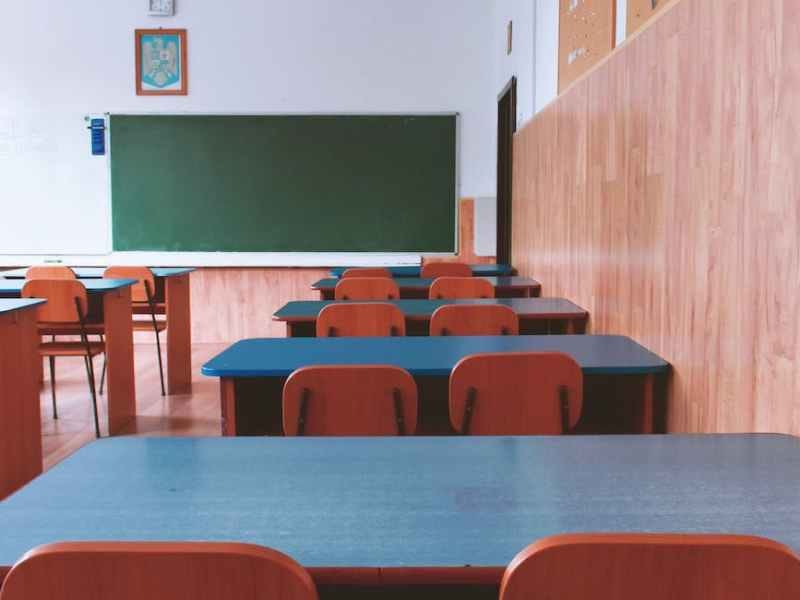Report says Rhode Island schools face numerous challenges