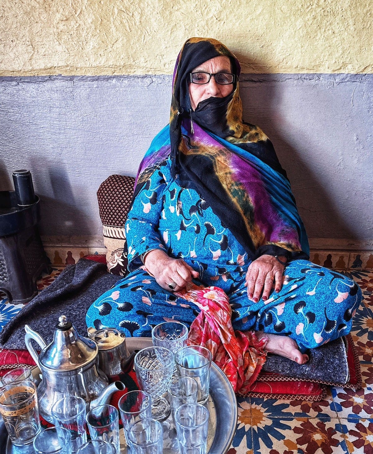 Skillful Scribbler Berber Nomad Mother