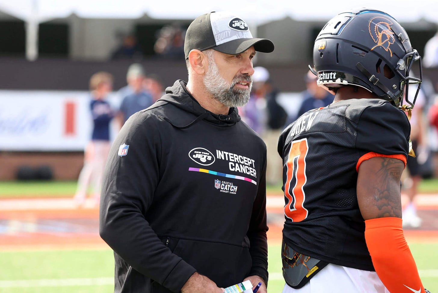 How Jeff Ulbrich's Senior Bowl coaching experience benefits him and the  Jets - The Athletic