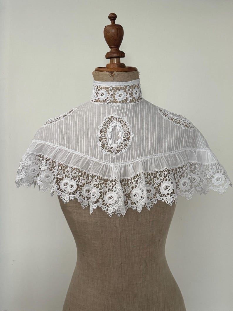 Fabulous French Antique Collar Trimmed with Lace And Oval Inserts. Large Antique Collar With Pintucks And Lace. Superb French Antique Collar image 3