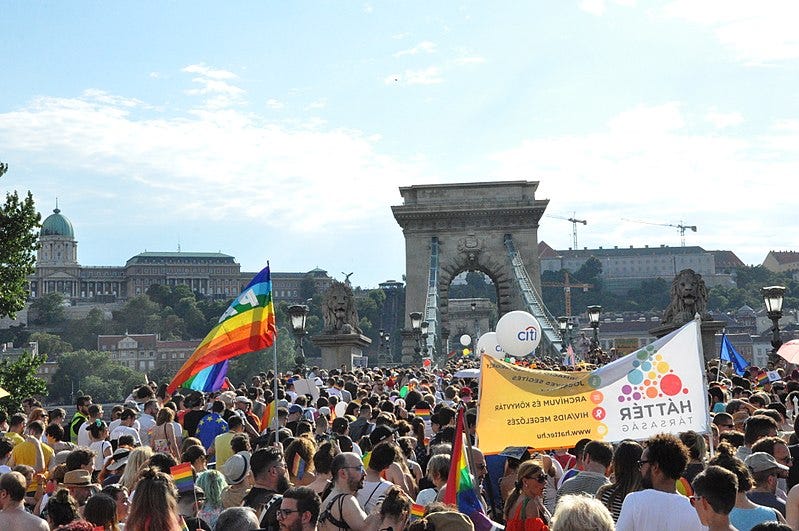 File:Budapest Pride 2017, 5.jpg