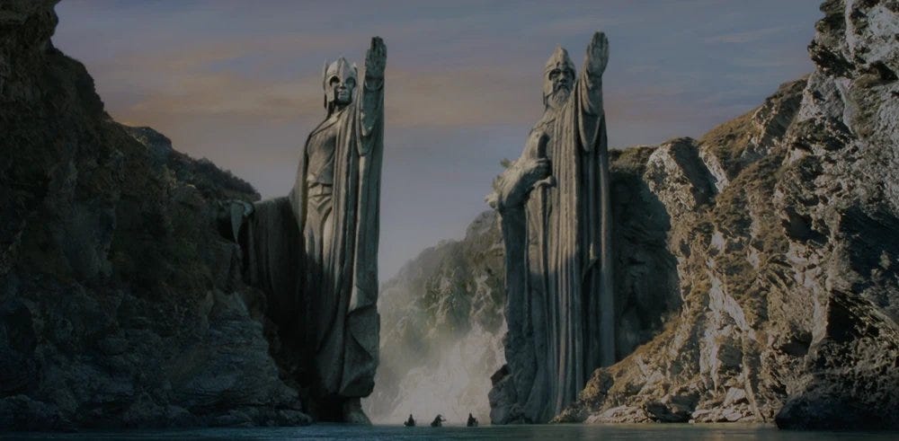 the argonath from the fellowship of the ring (2001)