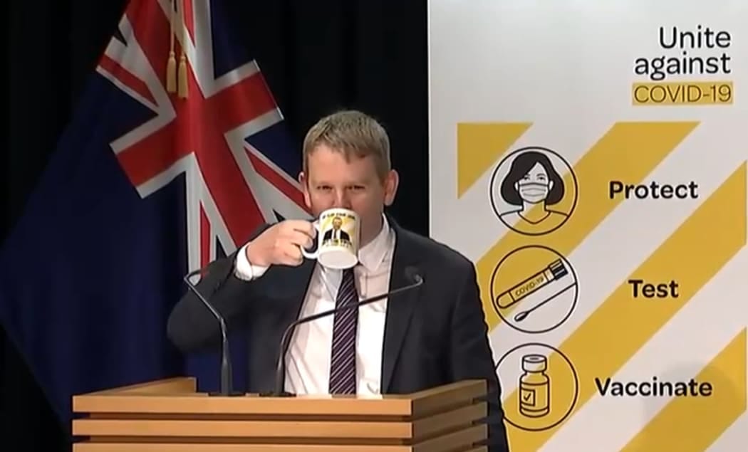 Pipers Boutique thrilled to see Chris Hipkins with their mug | RNZ