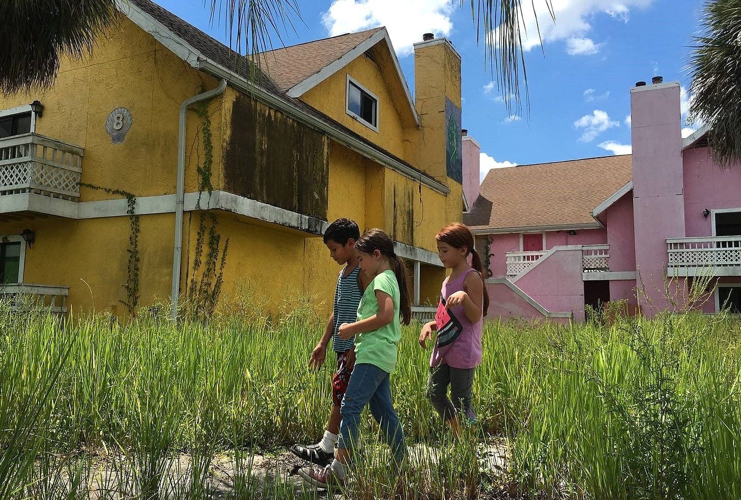 The Florida Project" finds magic for those living in the shadow of Disney –  Tone Madison