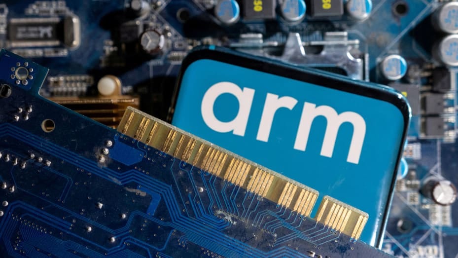 FILE PHOTO: A smartphone with a displayed Arm Ltd logo is placed on a computer motherboard in this illustration taken March 6, 2023. REUTERS/Dado Ruvic/Illustration/File Photo