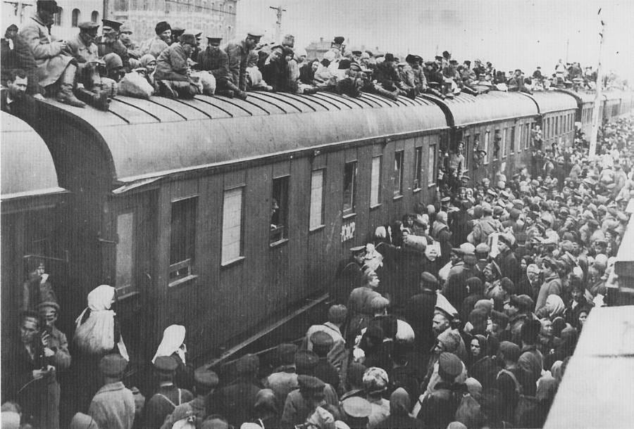 Refugees On Train Roof Refugees On Train Roof