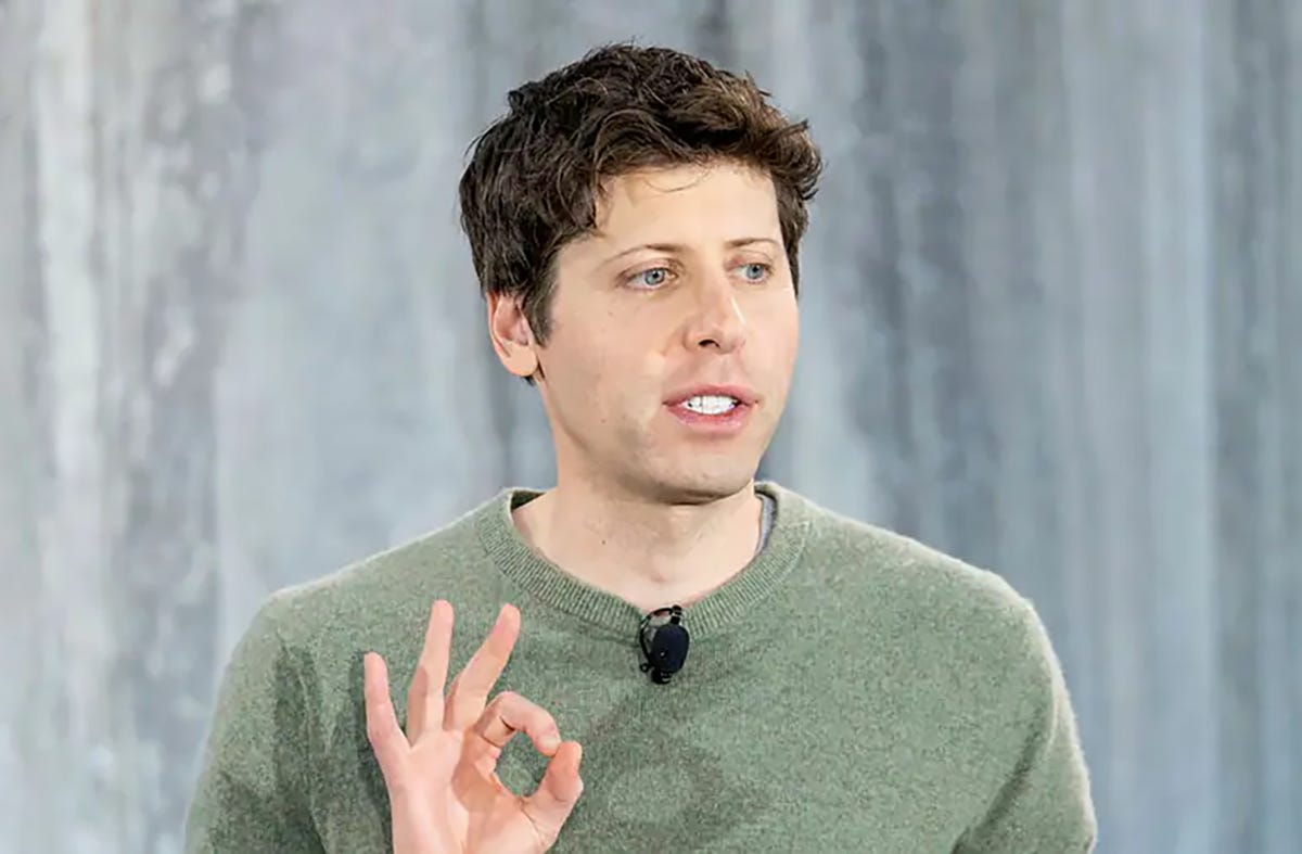 The head of OpenAI, Sam Altman, proposed creating an AI control agency and  issuing development licenses - Aroged
