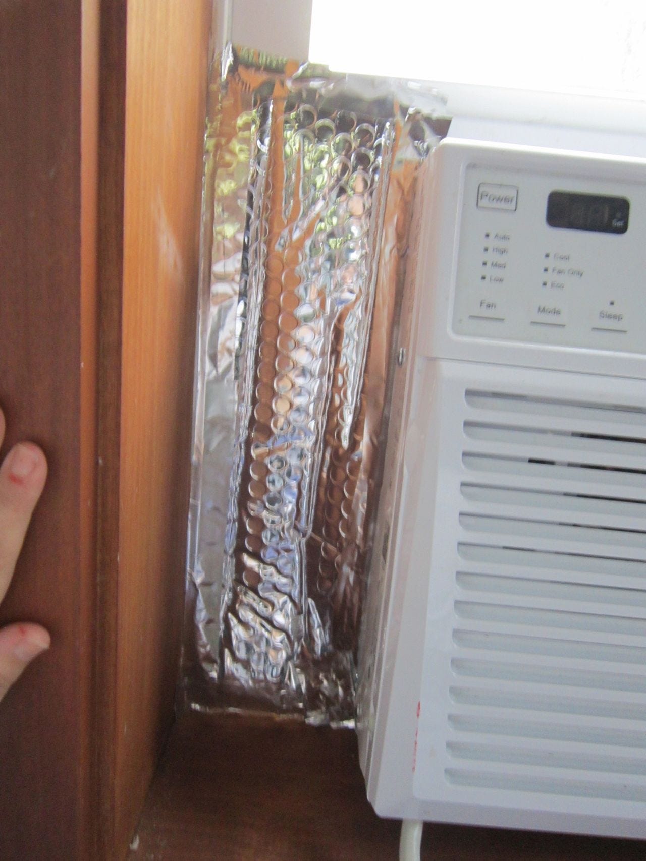 Left side of air conditioner installation