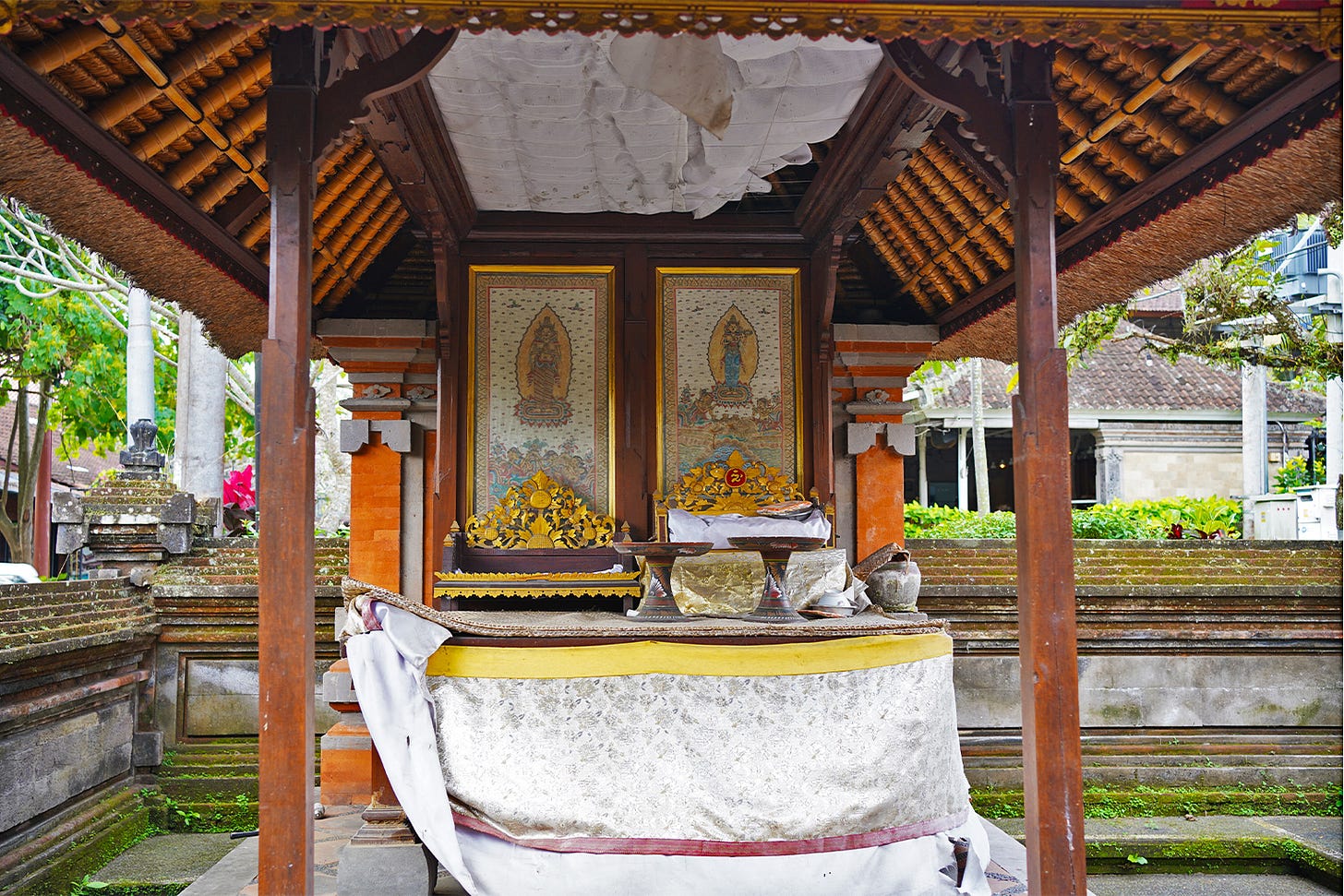 Subak temple goddesses.