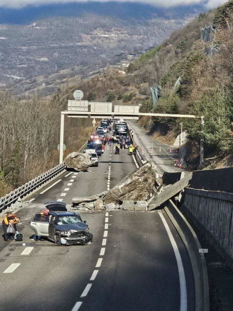 Savoie. RN 90 : nos impressionnantes photos de l'éboulement vu du ciel