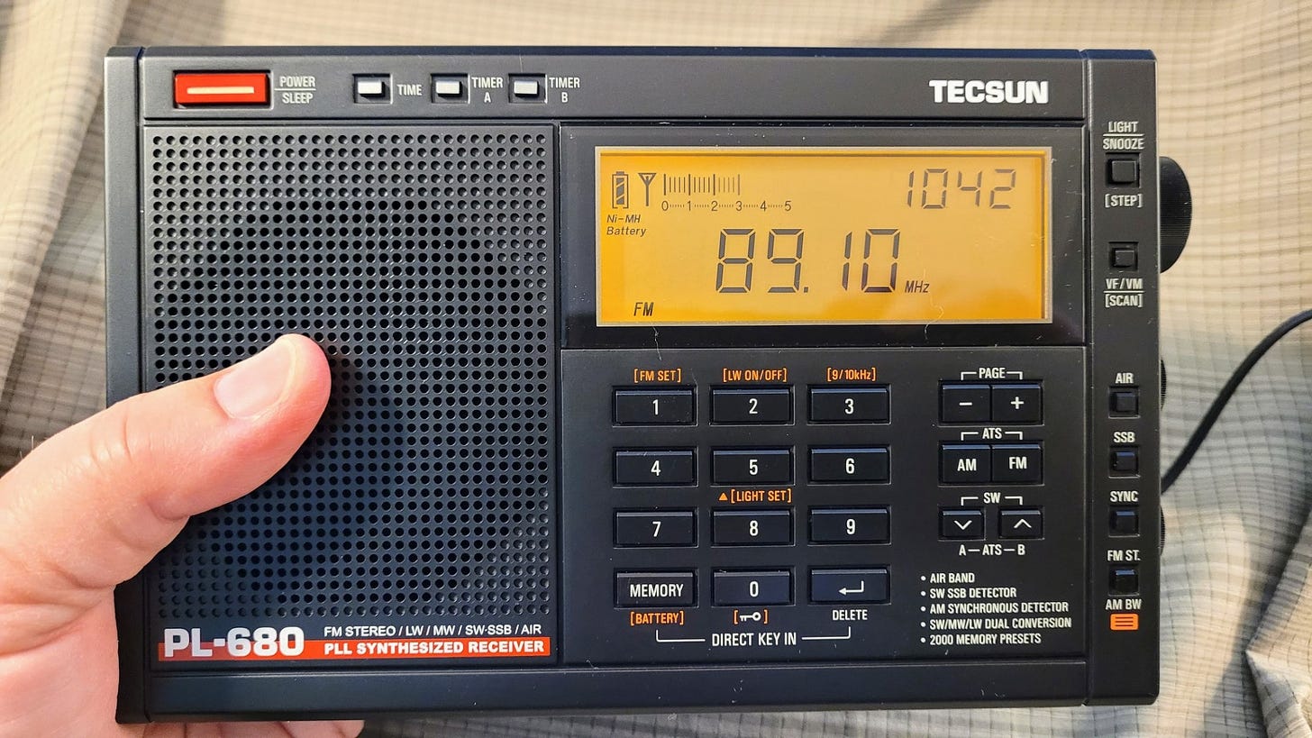 Tecsun PL-680 receiver