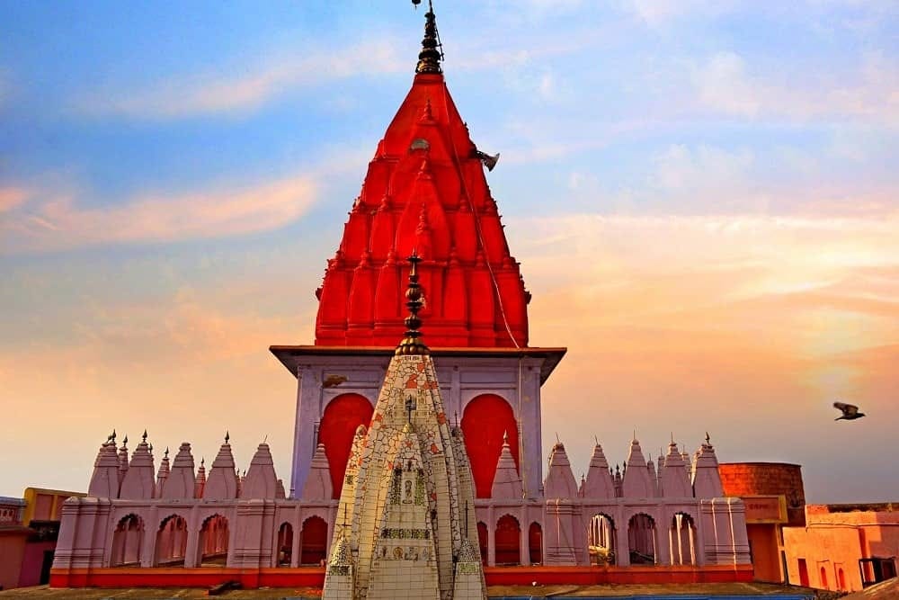 Discover Hanuman Garhi Ayodhya Timings & Tips to avoid crowd