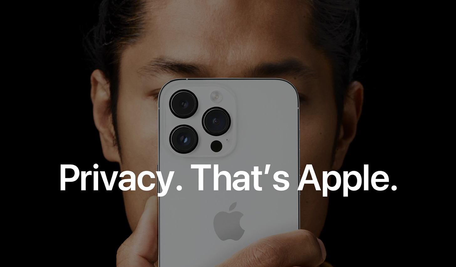 Apple builds on privacy commitment by unveiling new efforts on Data Privacy  Day - Apple (UK)