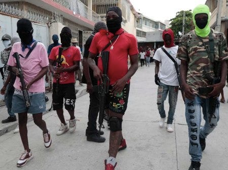 Gang armé en démonstration de force à Haïti Gang armé en démonstration de force à Haïti