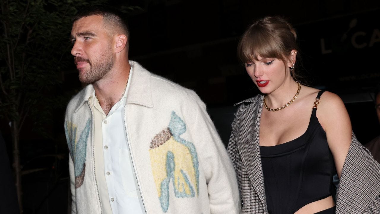 Taylor Swift and Travis Kelce make 'SNL' cameos and hold hands in New York  | CNN