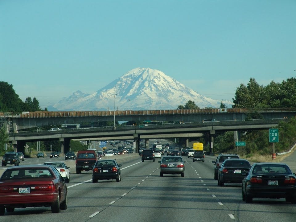 📼 (90's Vibe) Mt. Rainier (Mount Rainier) View - Driving I-5 South (WA)