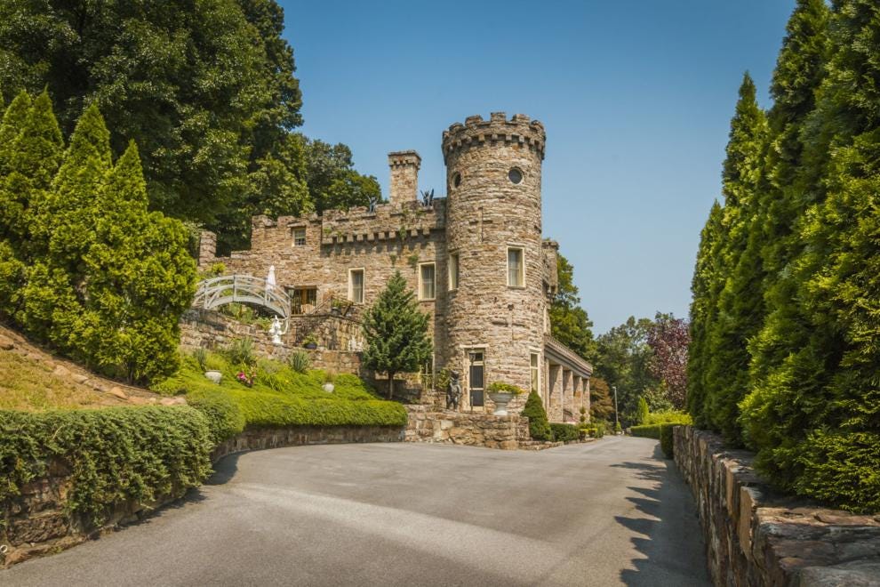 Berkeley Springs Castle becomes conference site for VDARE, an ...