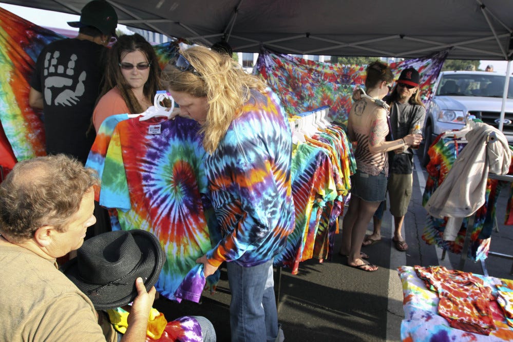 Deadheads ask to camp out during band's Chicago concerts - Portland ...