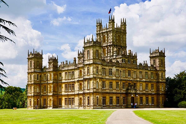 highclere castle downton abbey fandom tourism | rmrk*st | Remarkist Magazine