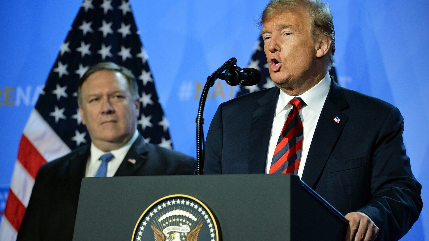 US President D. Trump and State Secretary Mike Pompeo at NATO conferense - Sputnik International, 1920, 11.11.2024