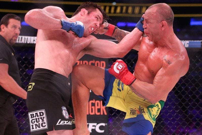 chael sonnen bellator beats up on wanderlei silva mma fight