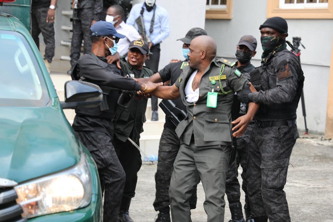 DSS men, Prisons officials in free-for-all over Emefiele