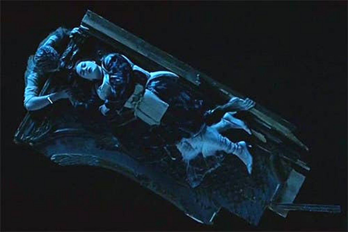 Unearthed 'Titanic' prop reignites Jack and Kate door debate