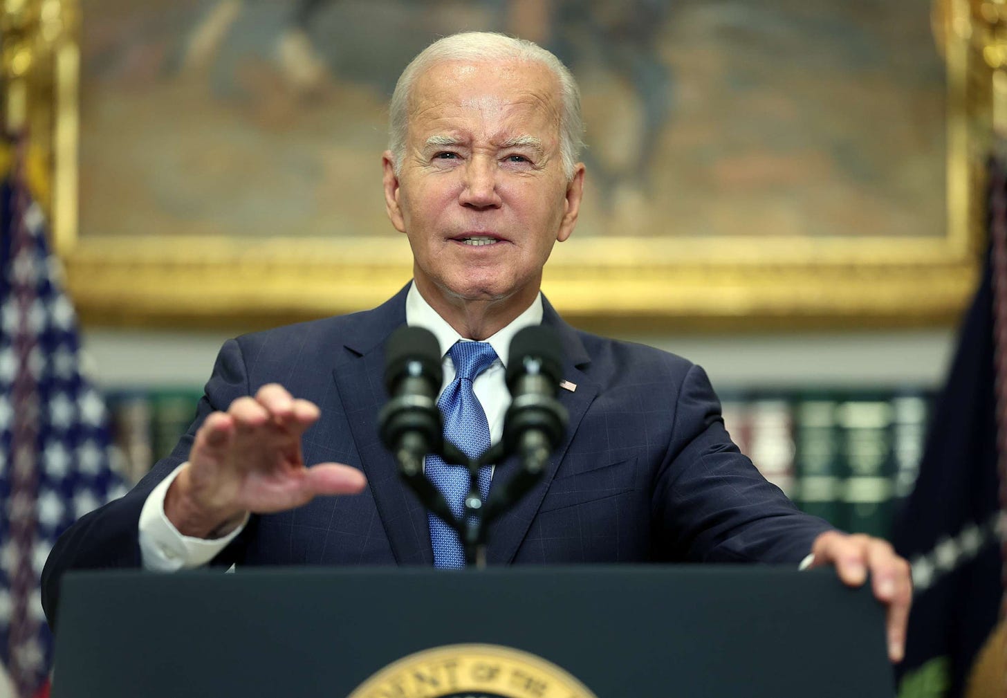Biden says striking UAW workers deserve 'fair share' of record automaker  profits - ABC News
